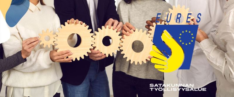 Ihmiset pitävät käsissään yhteen sopivia hammasrattaita, jotka symboloivat yhteistyötä. Oikealla EURES-logo ja teksti Satakunnan työllisyysalue.
